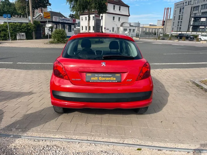 Peugeot 207