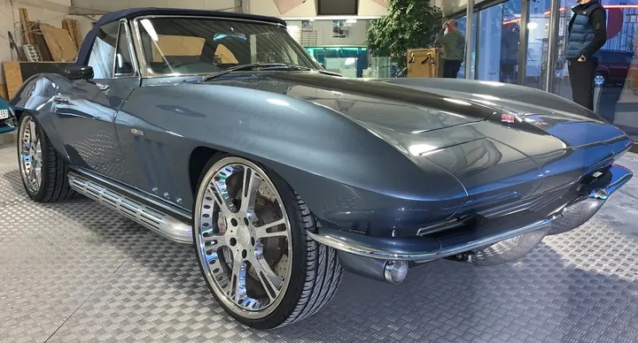 Corvette C2