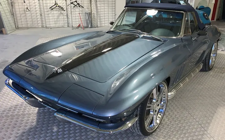 Corvette C2