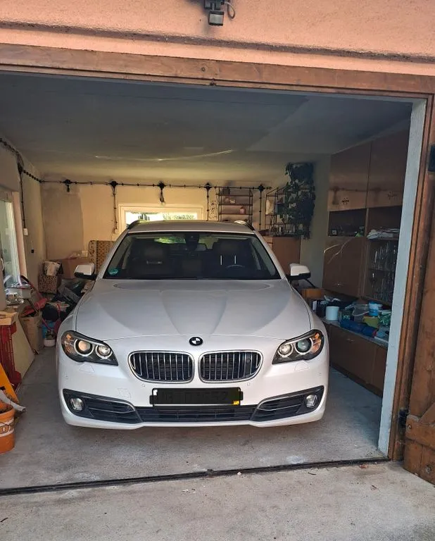 BMW 528