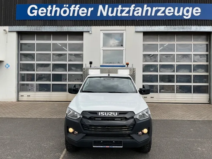 Isuzu D-Max