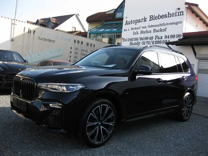 BMW X7 M50