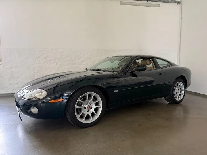 Jaguar XKR