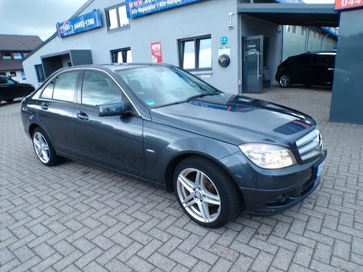 Mercedes-Benz C 180