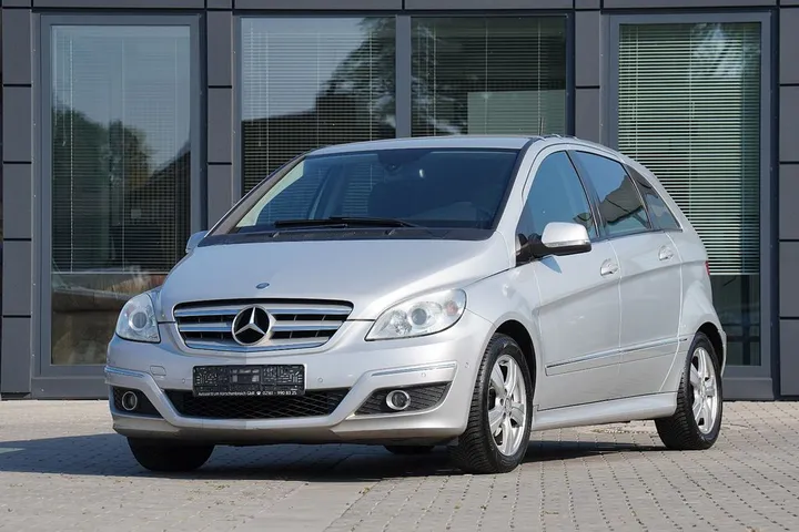 Mercedes-Benz B 170
