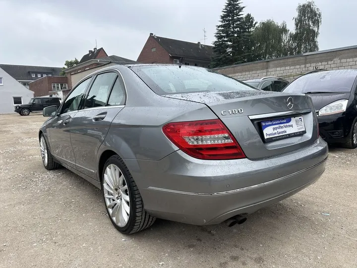 Mercedes-Benz C 180