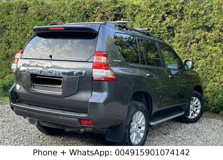 Toyota Land Cruiser