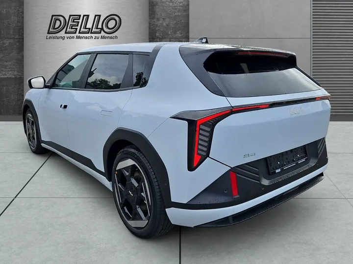 Kia EV4