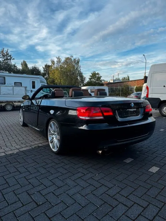BMW 325