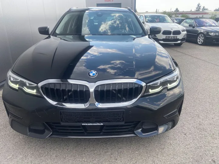 BMW 320