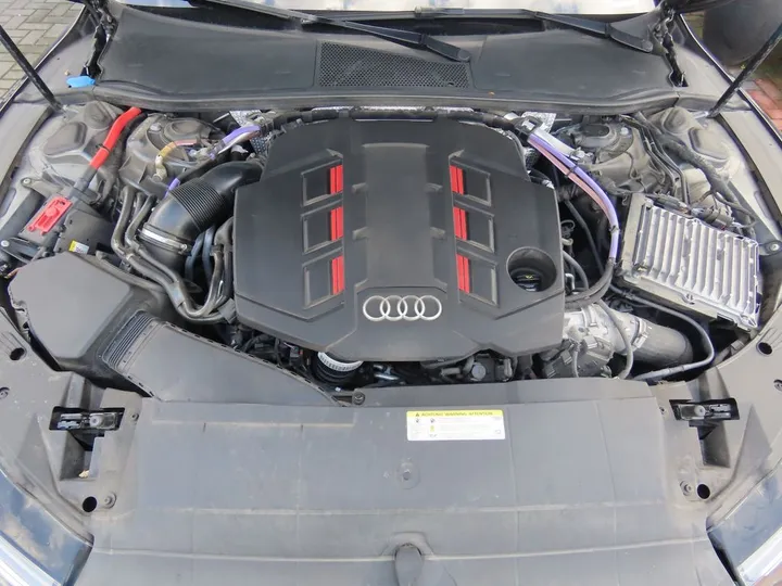 Audi S7