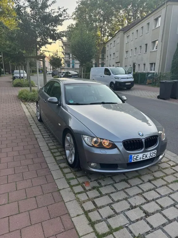 BMW 325