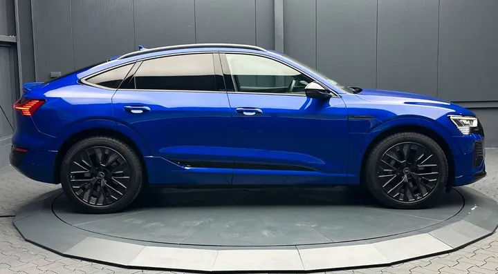 Audi Q8 e-tron