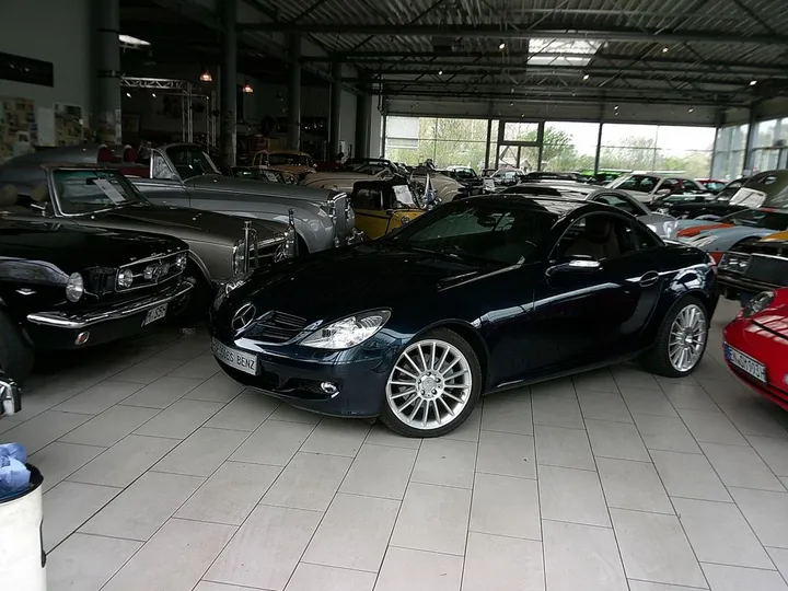 Mercedes-Benz SLK 280