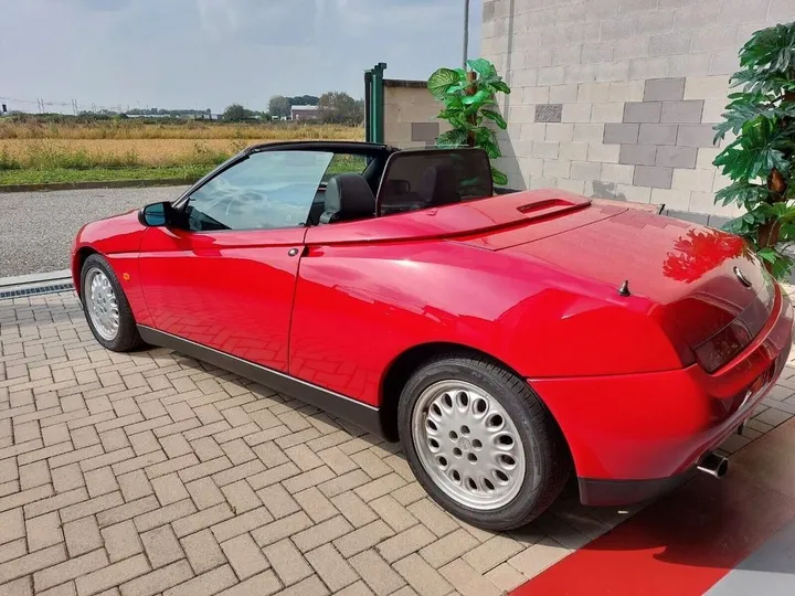 Alfa Romeo GTV