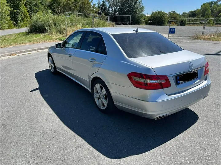 Mercedes-Benz E 500