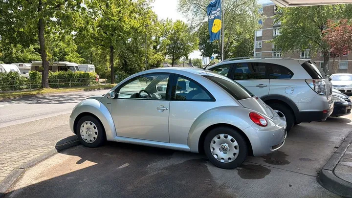 Volkswagen New Beetle
