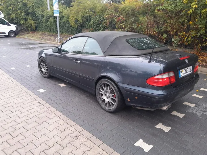 Mercedes-Benz CLK 430
