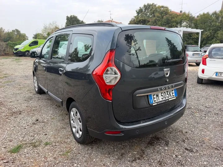 Dacia Lodgy