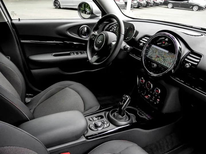 MINI Cooper Clubman