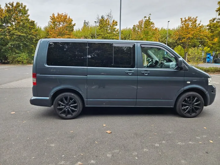 Volkswagen T5 Multivan