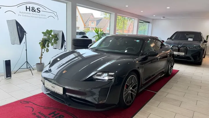 Porsche Taycan