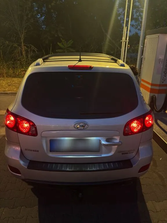 Hyundai Grand Santa Fe