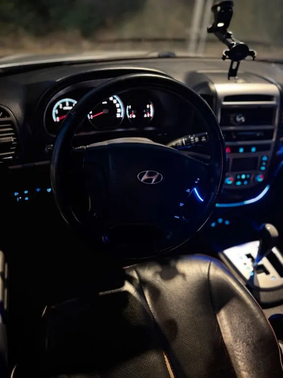 Hyundai Grand Santa Fe