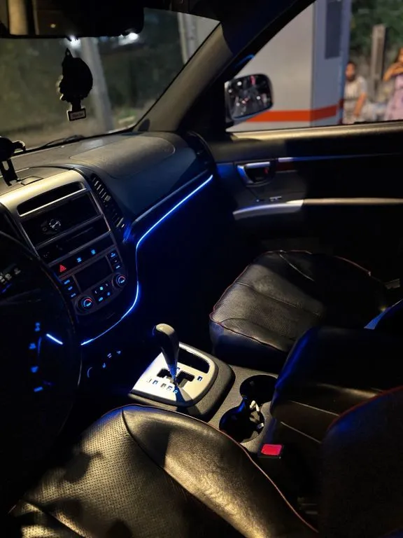 Hyundai Grand Santa Fe