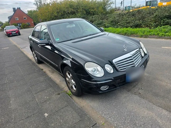 Mercedes-Benz E 280