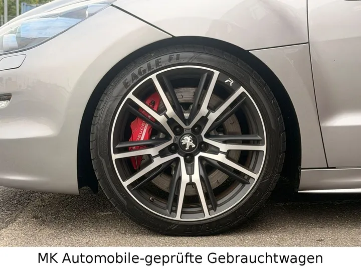 Peugeot RCZ