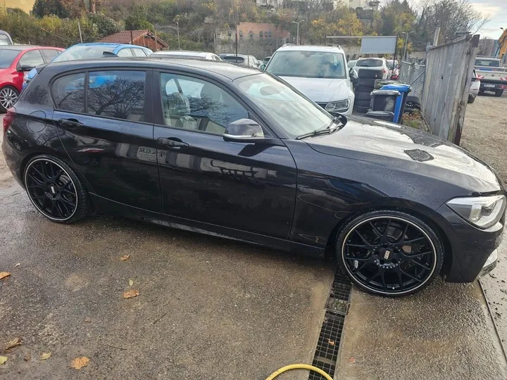 BMW 118