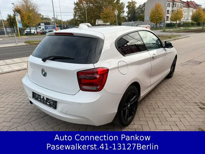 BMW 114