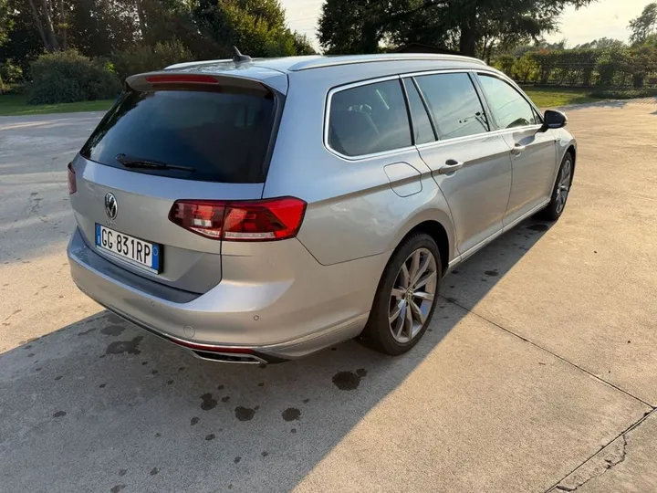 Volkswagen Passat