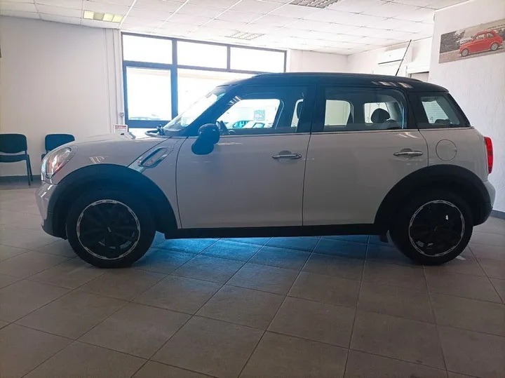 MINI Countryman D (Cooper)