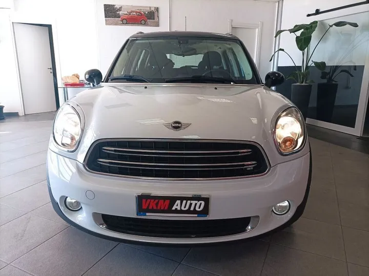 MINI Countryman D (Cooper)
