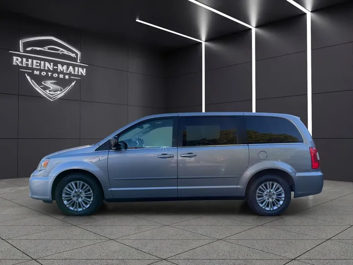 Lancia Voyager