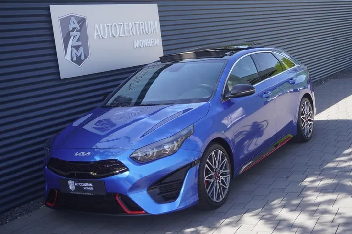 Kia pro cee'd / ProCeed