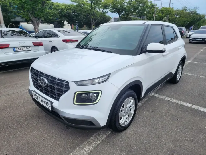 Hyundai Venue