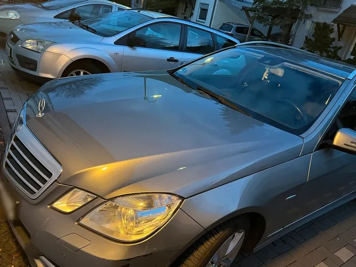 Mercedes-Benz E 250