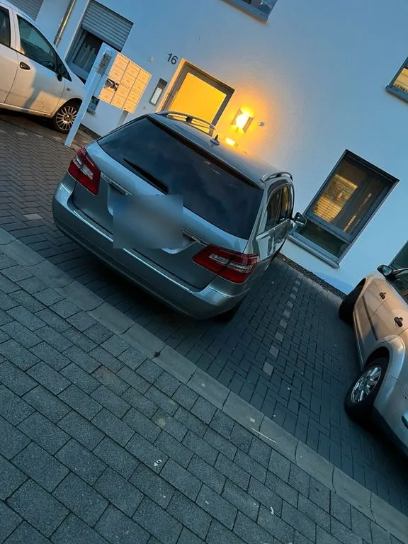 Mercedes-Benz E 250