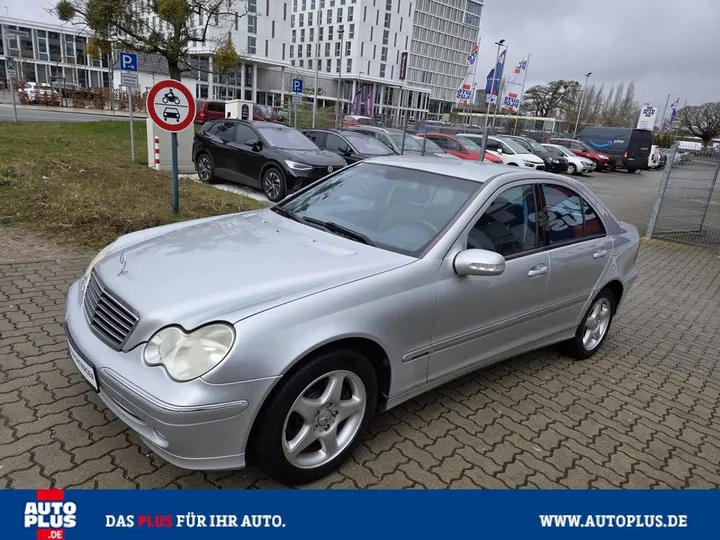 Mercedes-Benz C 320
