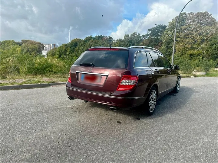 Mercedes-Benz C 320