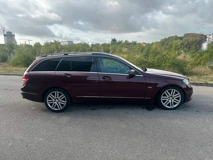 Mercedes-Benz C 320