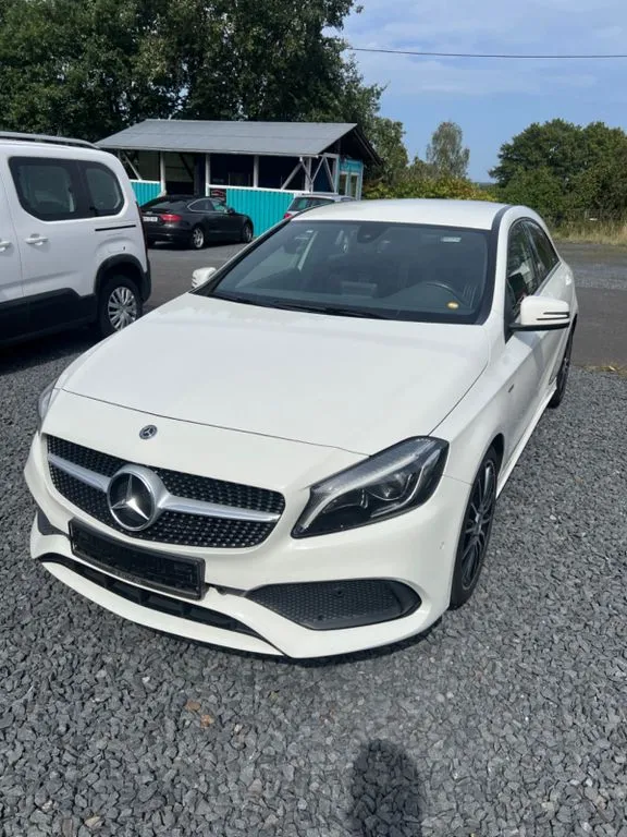 Mercedes-Benz A 200