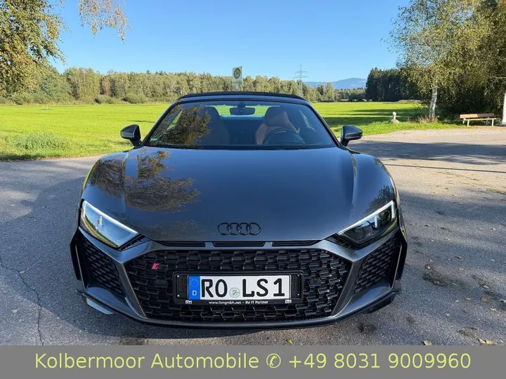 Audi R8