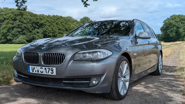 BMW 525