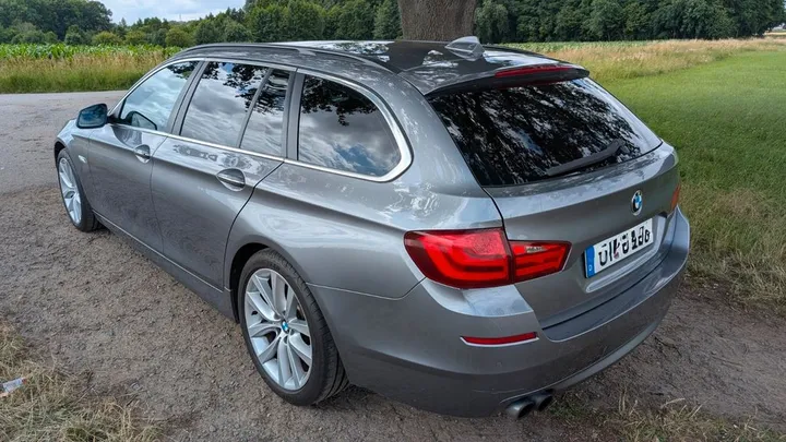 BMW 525