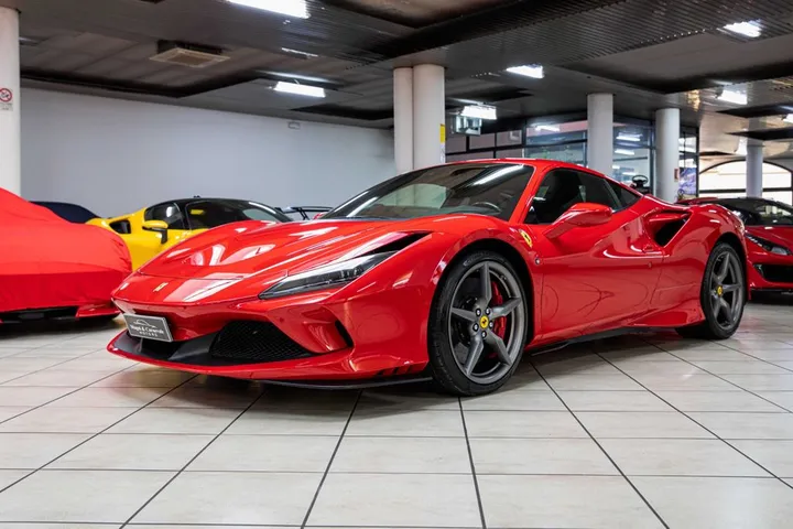 Ferrari F8