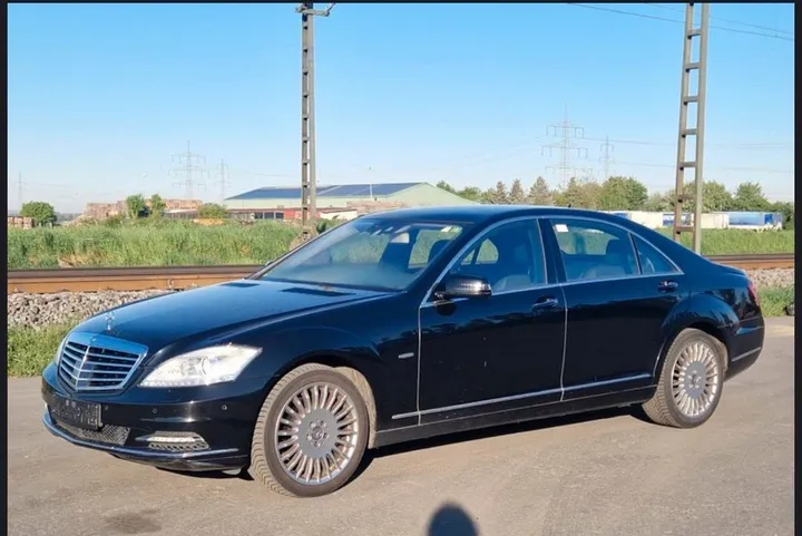 Mercedes-Benz S 500